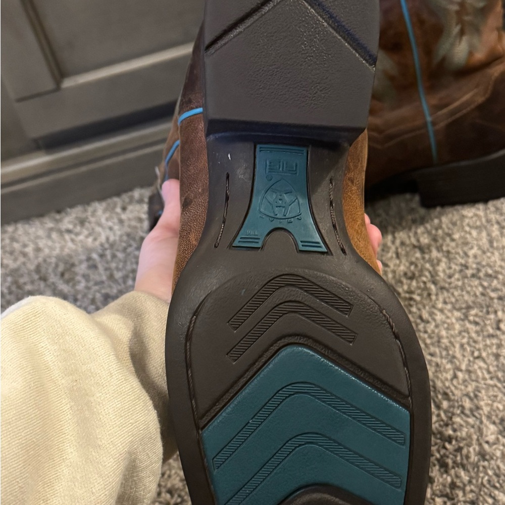 Ariat Brown and Blue Western Boots - Picture 4 of 4